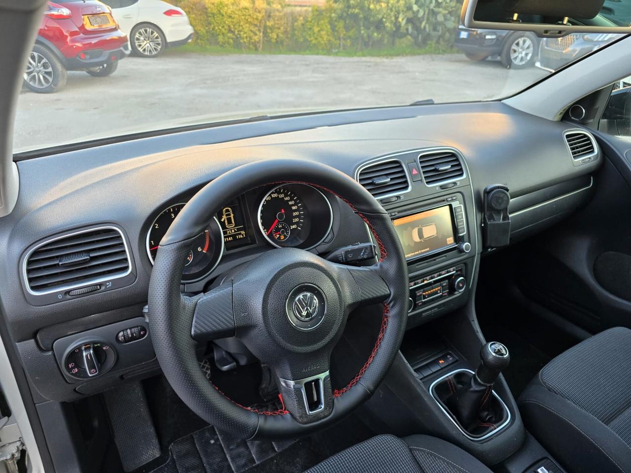 Volkswagen Golf 1.6 TDI Highline 105cv -2012