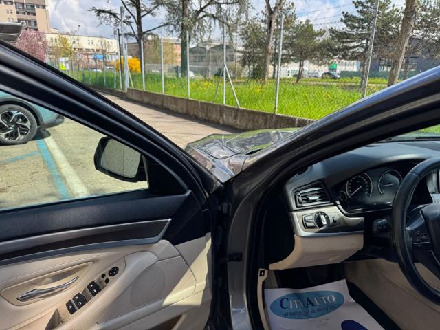 BMW 520 d xDrive Touring Modern 184CV NAVI