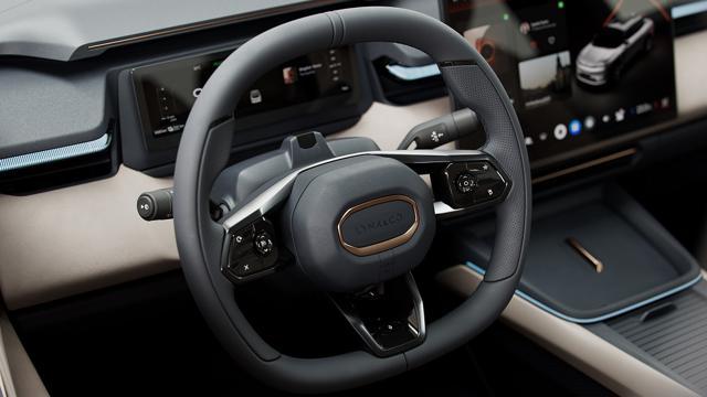 LYNK & CO 08 1.5 Plug-in Hybrid MORE AUTOMATICA