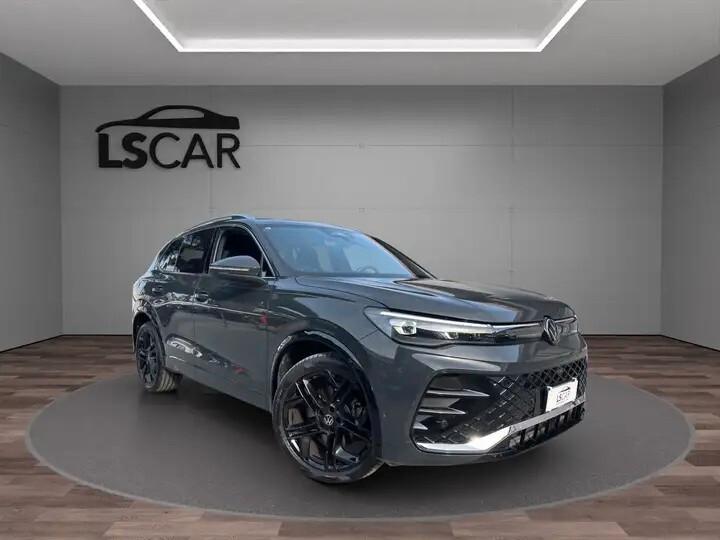 olkswagen Tiguan 2.0 tdi R-Line 150cv dsg~Unipro~Promo~Finanziamento