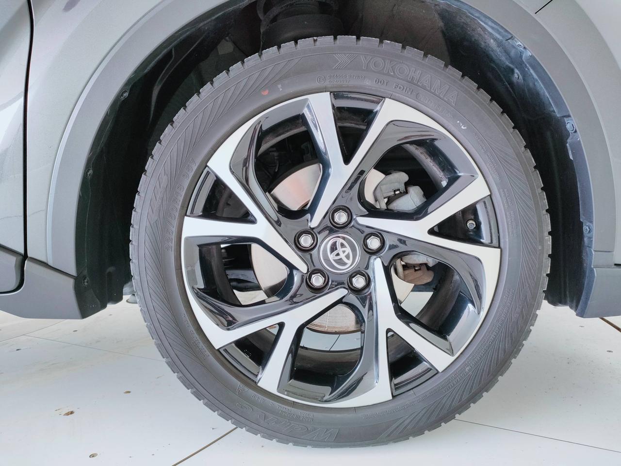 TOYOTA C-HR I 2020 - C-HR 2.0h Trend e-cvt