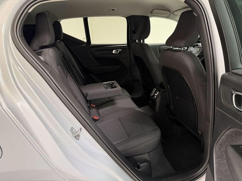 Volvo XC40 Recharge T4 Plug-in Hybrid auto Recharge Inscription Expression