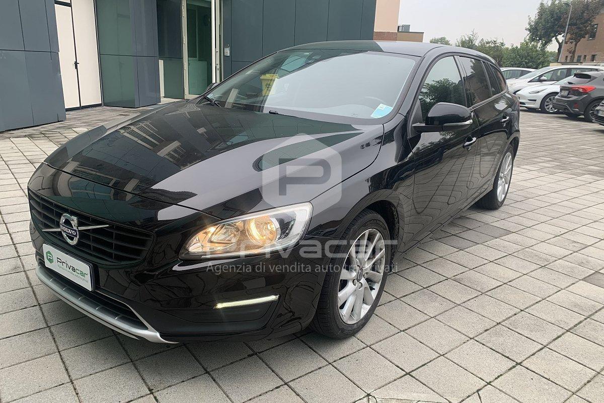 VOLVO V60 D2 Geartronic Summum