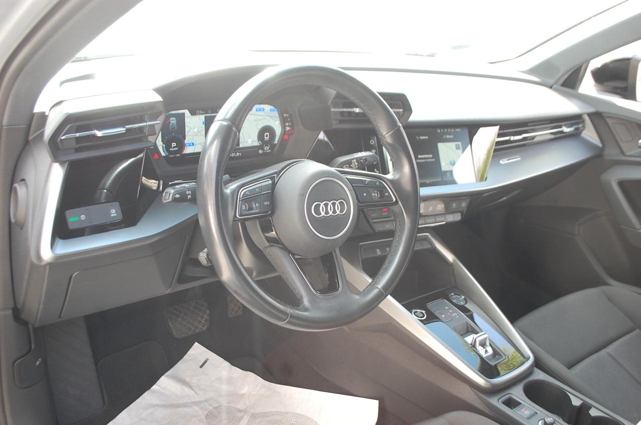 Audi A3 Sportback 35 2.0 tdi 150CV Business Advanced s-tronic Uff Italy