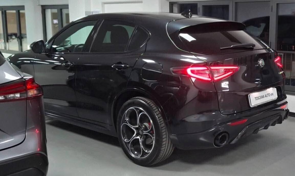 Alfa Stelvio 2025 2.2 diesel 210 CV AT8 Q4 Veloce