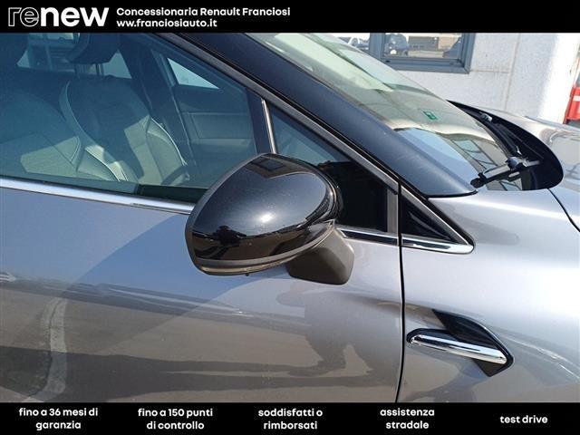 RENAULT Captur E-TECH Hybrid 145 FAST TRACK 2023