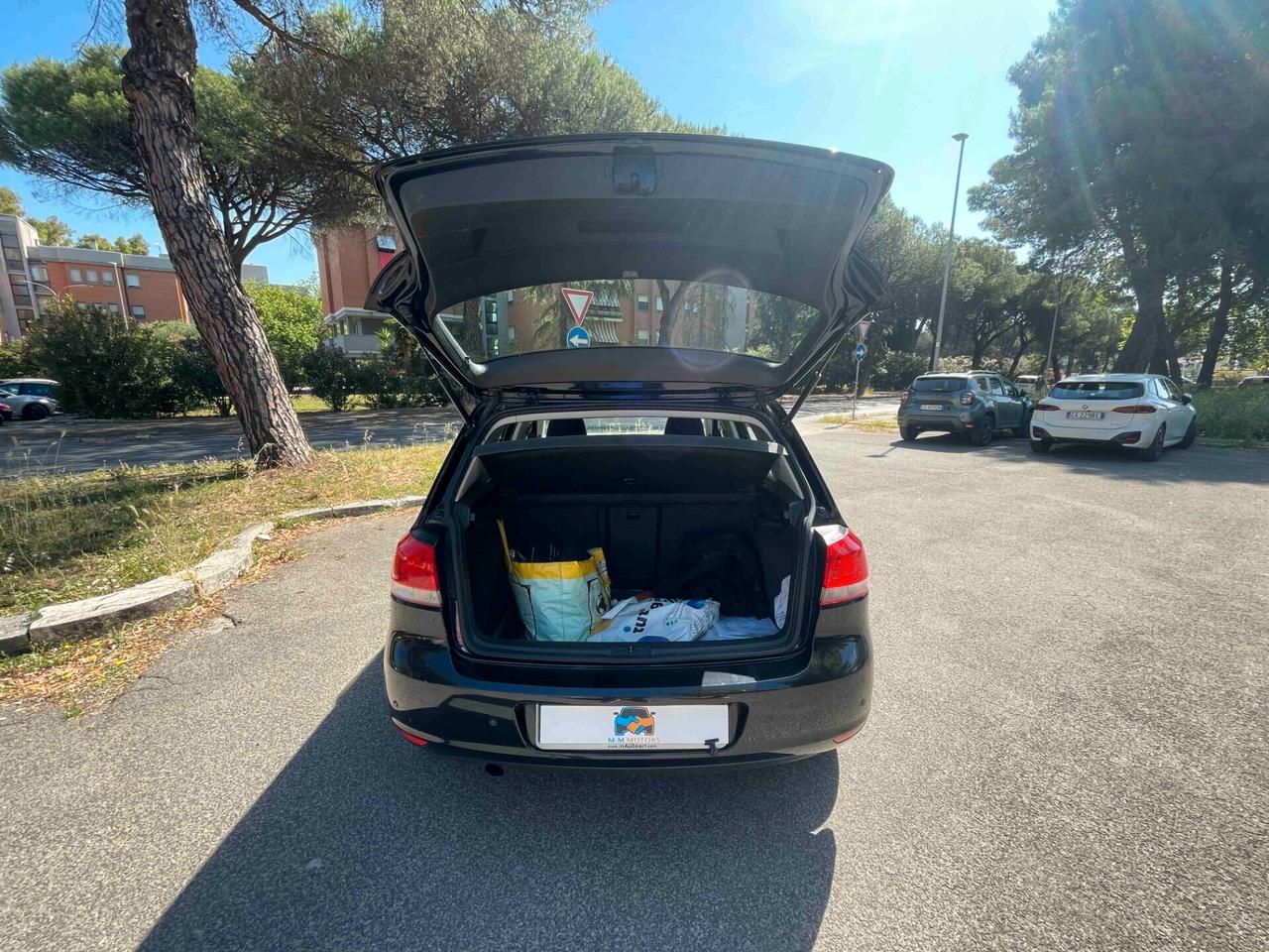 Volkswagen Golf 1.6 TDI Comfortline NEOPATENTATI DITRIBUZIONE OK GOMME NUOVE GARANZIA 12 MESI