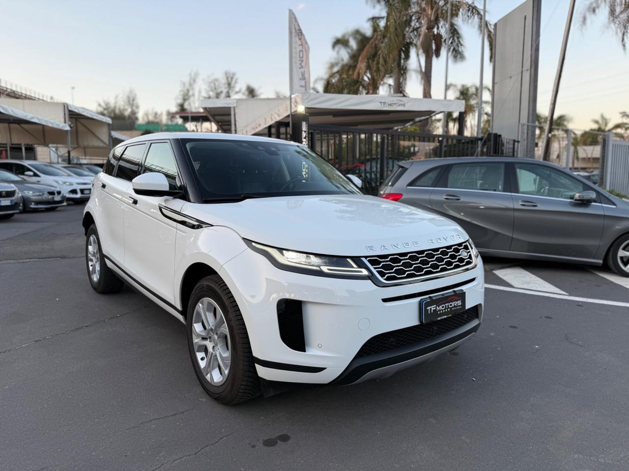 Land Rover Range Evoque 2.0 MHEV 150cv SOLO 95.000KM