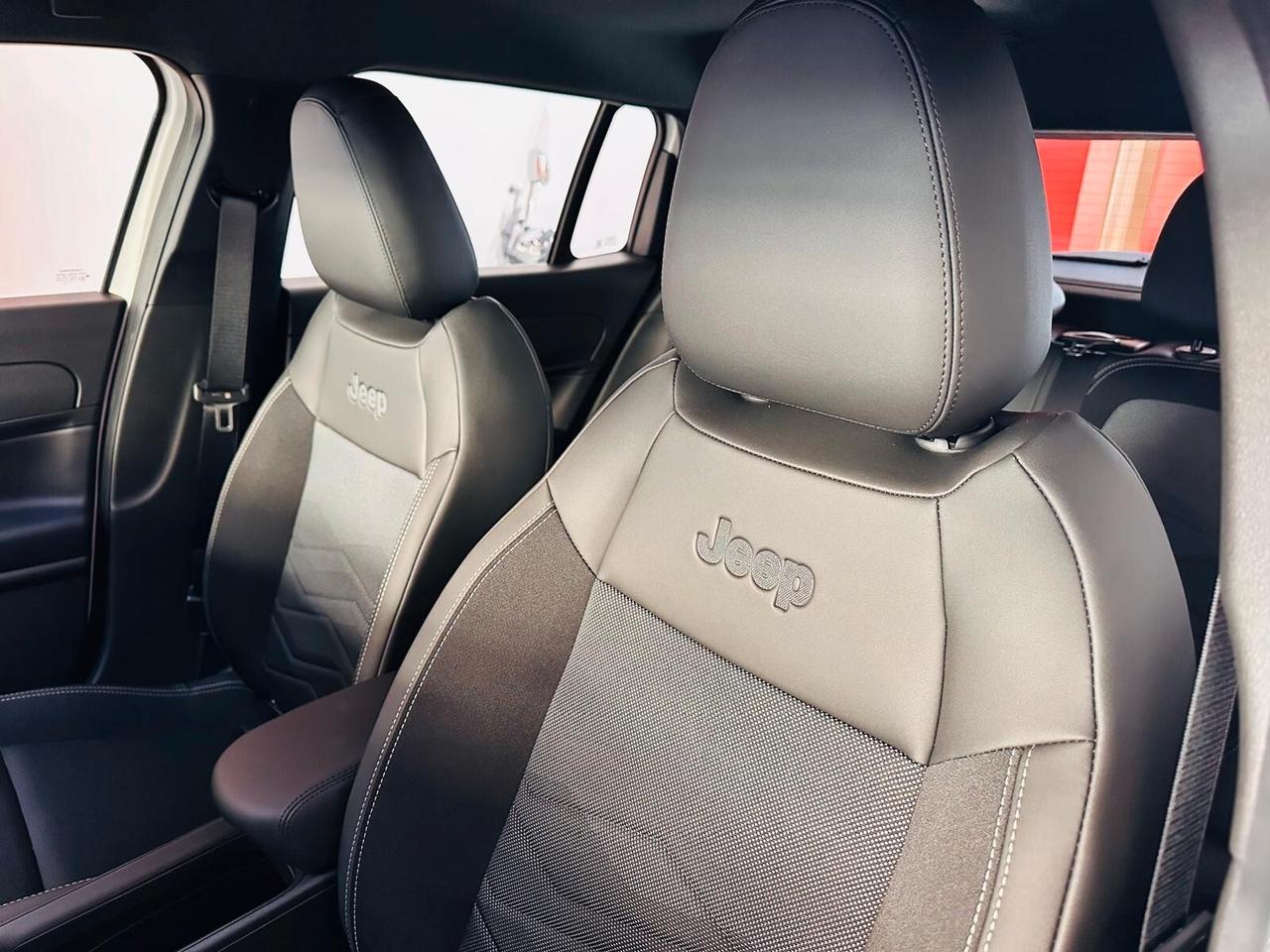 Jeep Avenger 1.2 Turbo 100 CV Altitude KM0