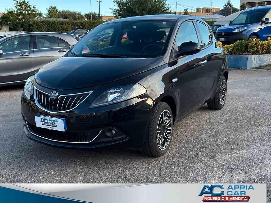 Lancia Ypsilon 1.0 FireFly 5 porte S&S Hybrid Ecochic Gold IN PROMO