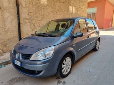 Renault Scenic Scénic 1.5 dCi/105CV Dynamique