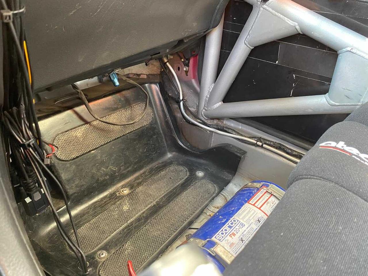 Suzuki Swift 1.6 RALLY RACING START