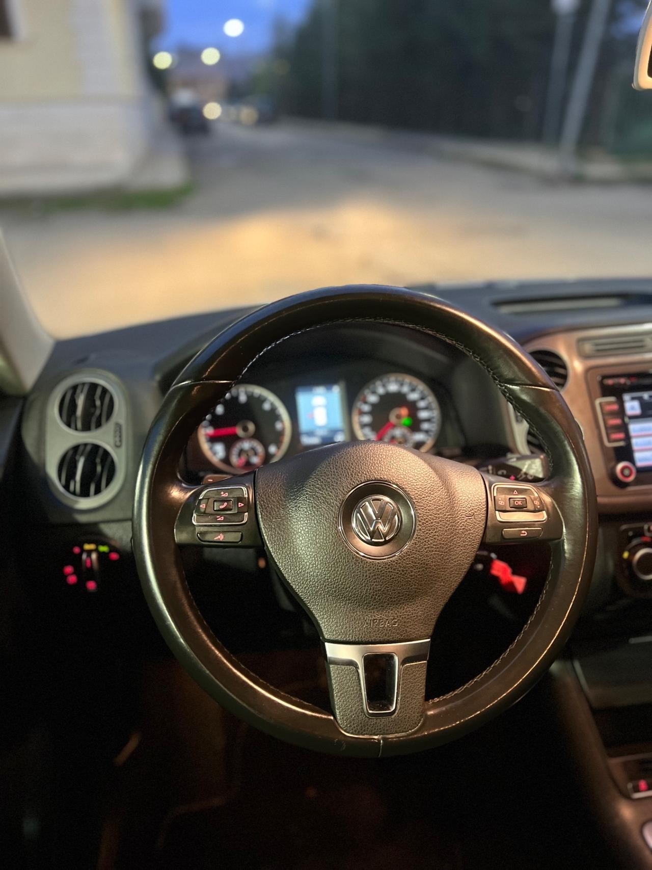 Volkswagen Tiguan 2.0 TDI 140CV 4MOTION DSG Sport & Style