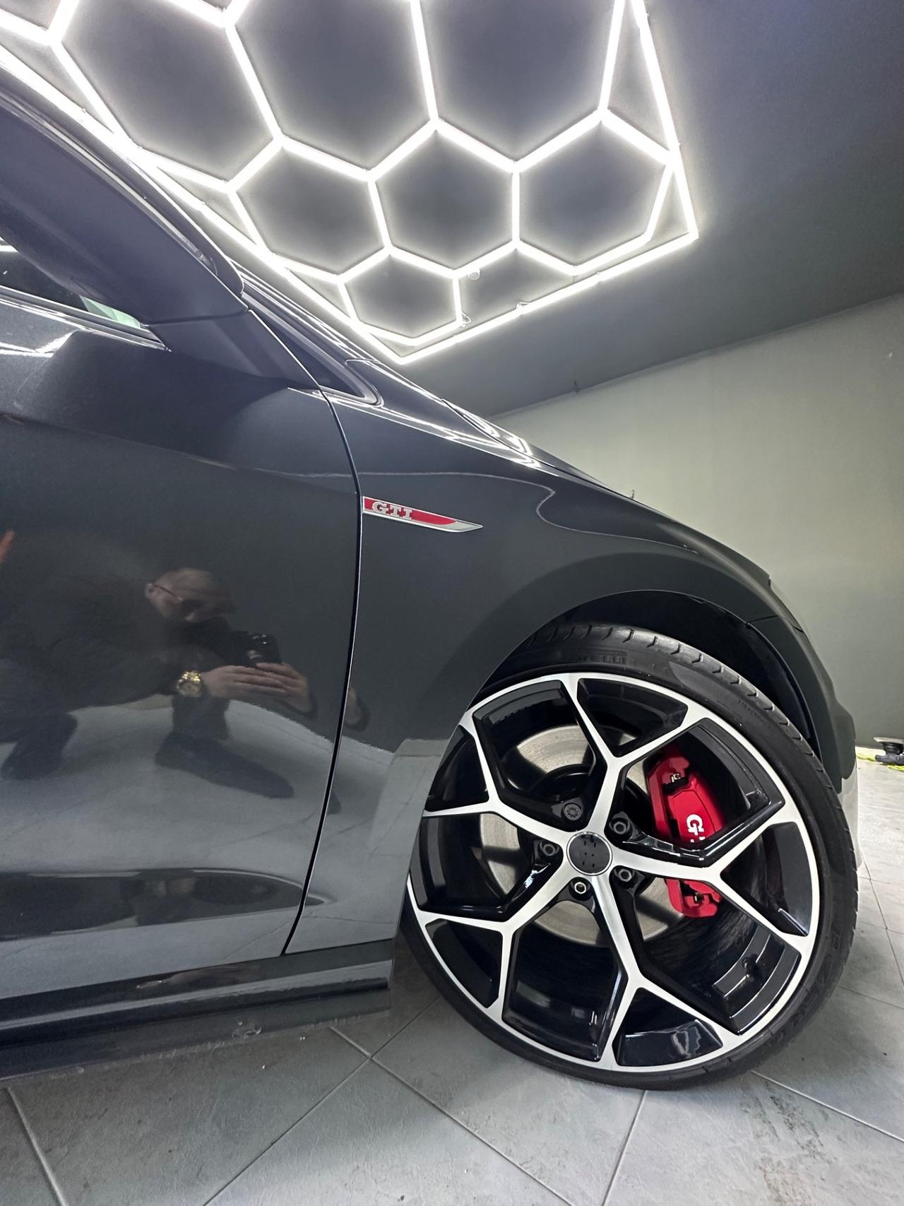 Volkswagen Golf GTI Performance 2.0 TSI 230 cv 3p