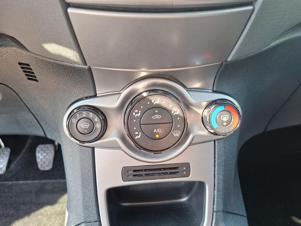Ford Fiesta 2010