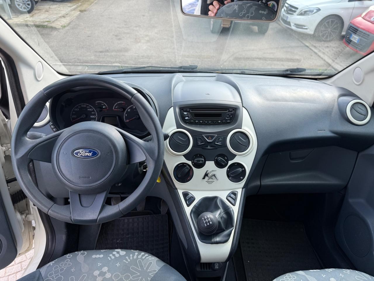 Ford Ka 1.2 8V Benz