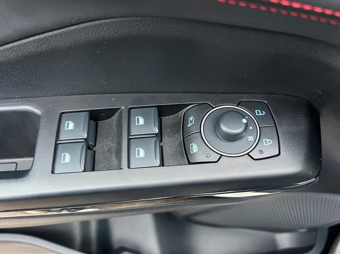 Ford Puma 1.0 EcoBoost Hybrid 125 CV S&S aut. ST-Line X - 6.200 KM