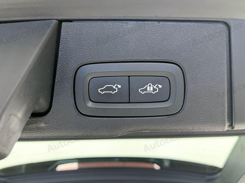 Volvo XC60 XC60 B4 (d) 197CV AWD AUT PLUS BRIGHT **AUTOCARRO N1**