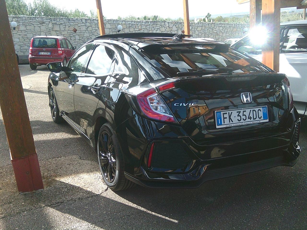 Honda Civic 1.0T 5 porte Executive Premium