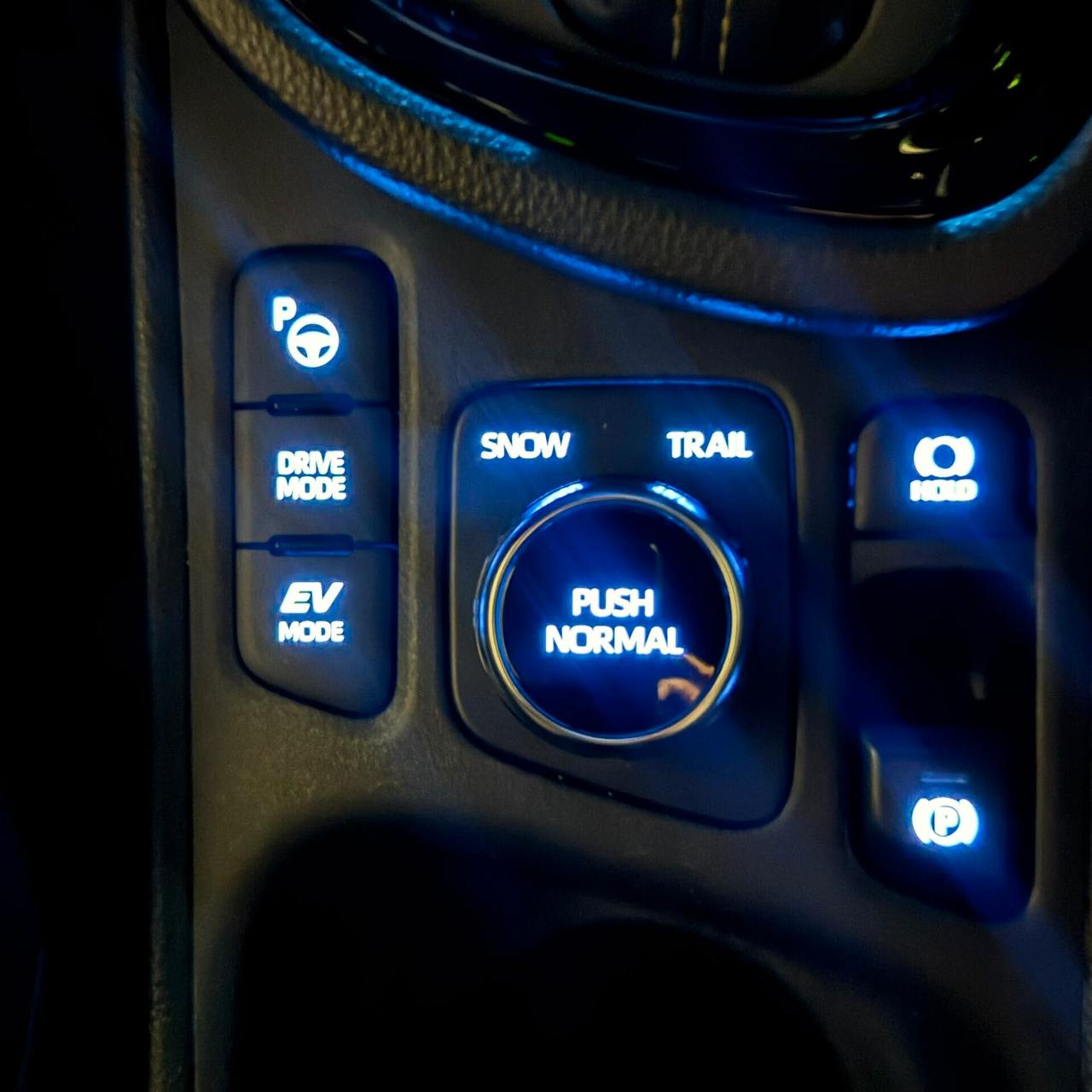Toyota Yaris Cross 1.5 Hybrid E-CVT AWD Premiere