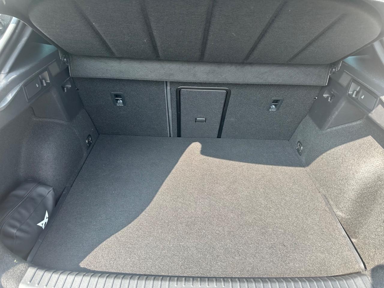 Cupra Formentor 1.4 e-Hybrid DSG VZ Priority