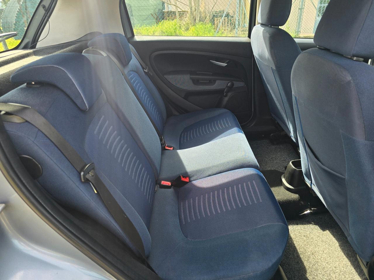 FIAT GRANDE PUNTO 1.2 BENZINA con GARANZIA NEOPATENTATI