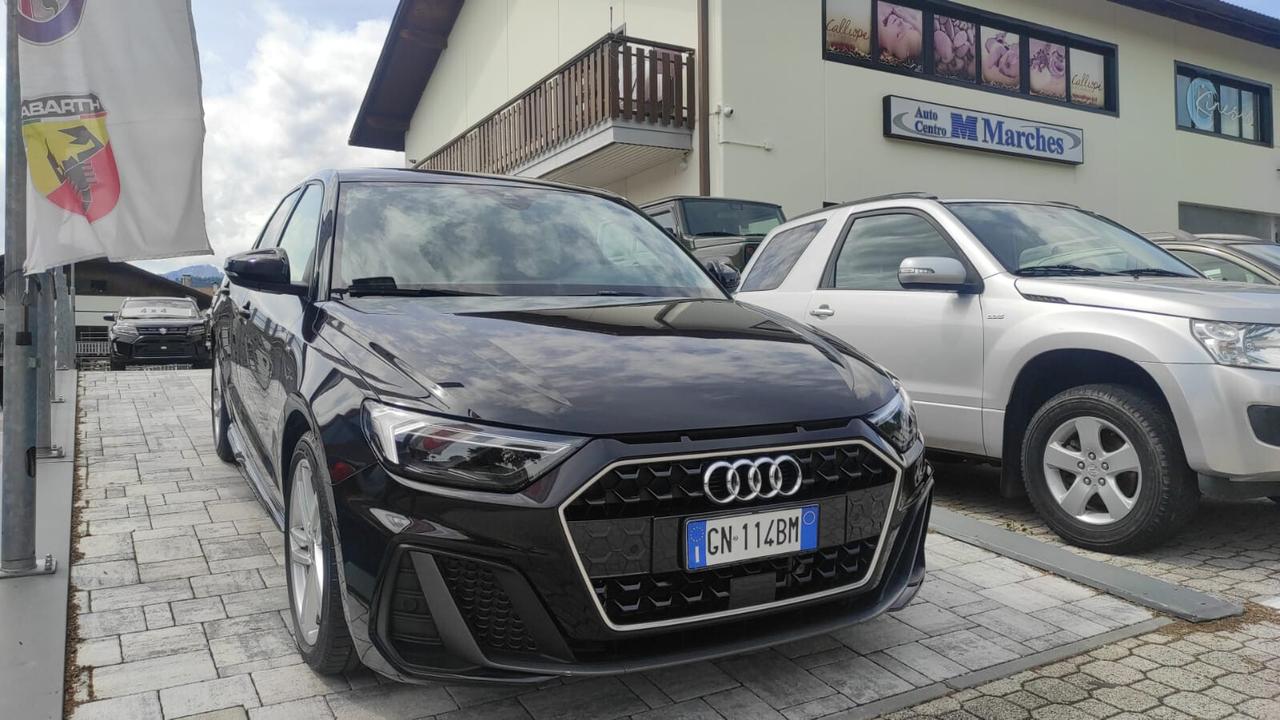 AUDI A1 1.0 TFSI 95CV BENZINA MANAULE S LINE