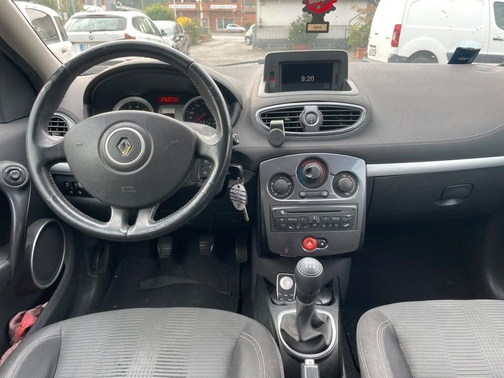 Renault Clio 1.2 16V 5 porte Dynamique