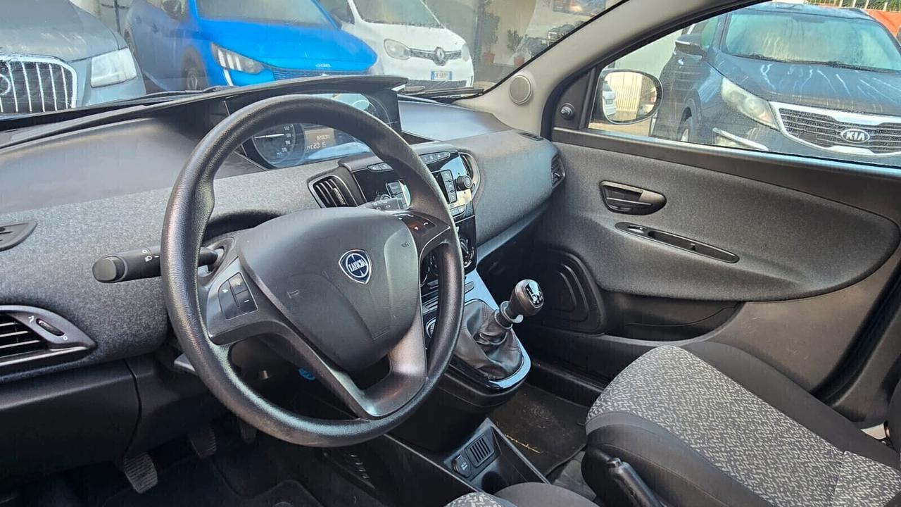 LANCIA YPSILON 1.0 70CV ANNO 2021