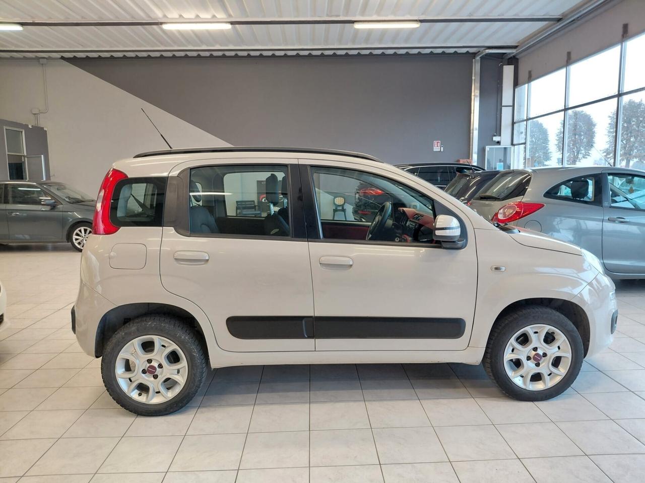 Fiat Panda 0.9 TwinAir Turbo Natural Power Lounge KM 189.500