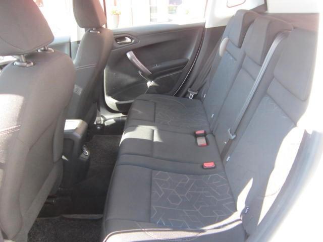 Peugeot 2008 1.6 e-HDi 92 CV Stop&Start Active neopatentati
