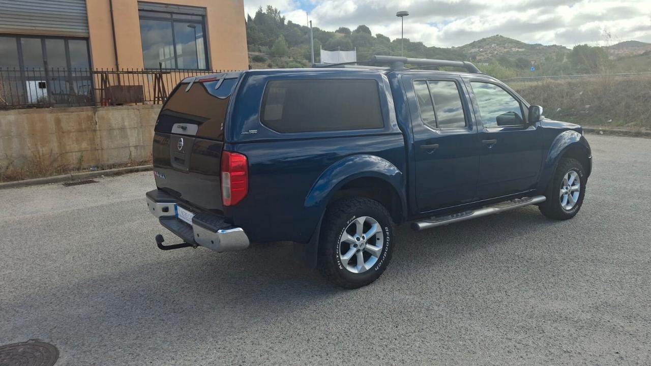 Nissan Navara 2.5 dCi 4 porte Double Cab LE