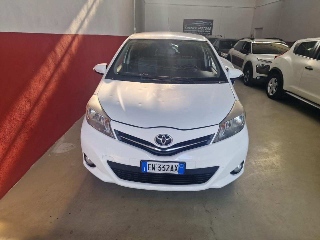 Toyota Yaris 1.0 5 porte Lounge