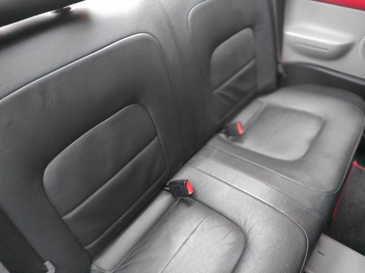 Volkswagen New Beetle 2.0 Gpl pelle e tettuccio