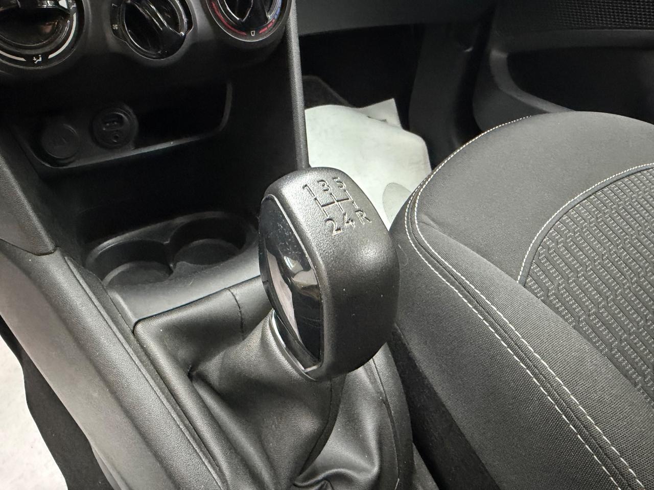 Peugeot 208 PureTech 82 5 porte Active