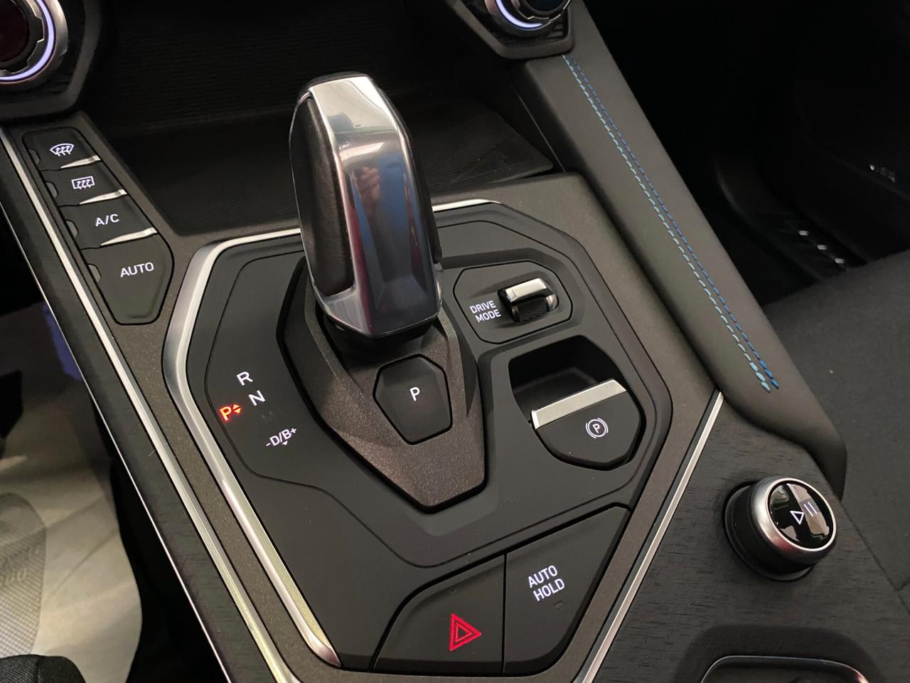 Lynk&co 01 PHEV