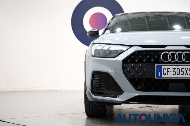AUDI A1 CITYCARVER 30 TFSI S TRONIC IDENTITY CONTRAST