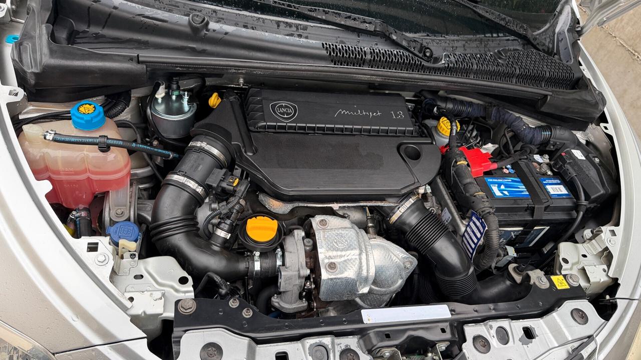 Lancia Ypsilon 1.3 MJT 95 CV. Motore nuovo