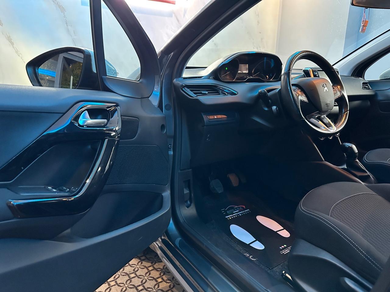 Peugeot 208 PureTech 82 5 porte Active