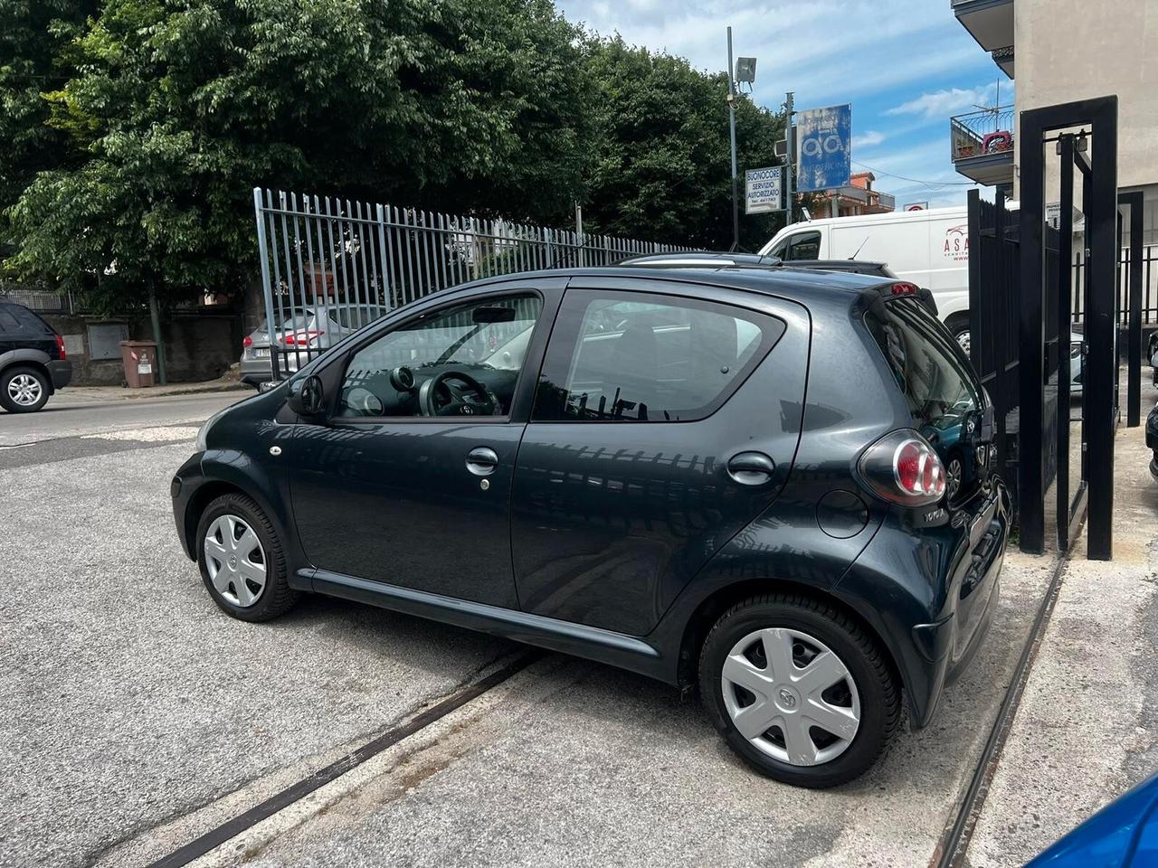 Toyota Aygo 1.0 12V VVT-i 5 porte