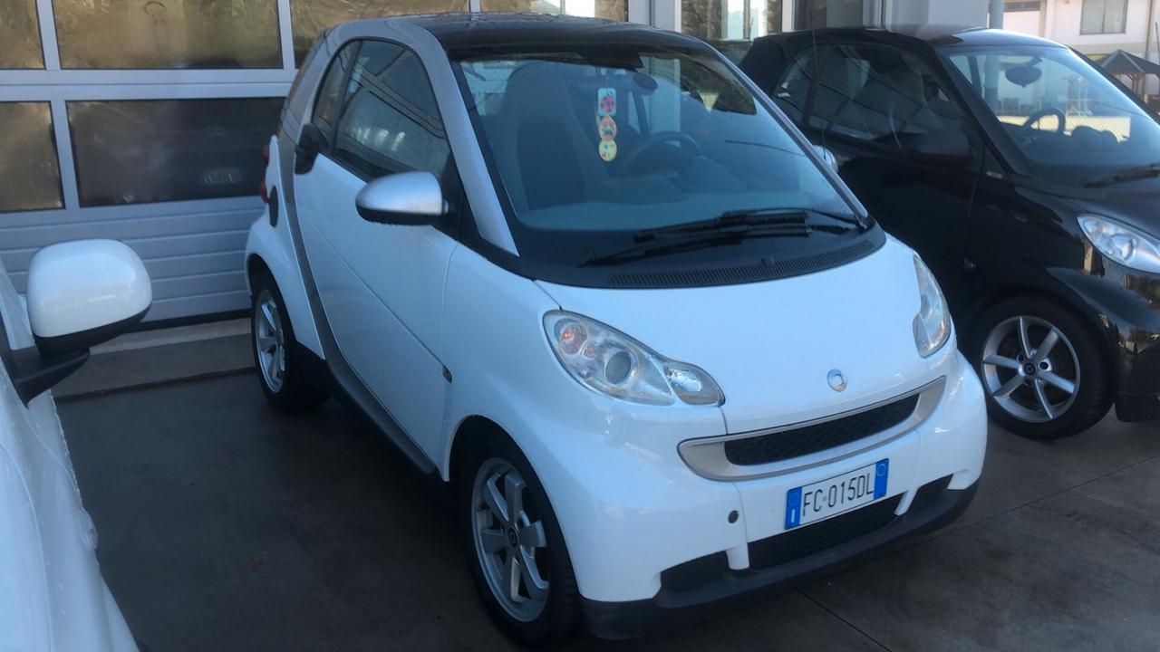 Smart ForTwo 1000 45 kW MHD coupé pure NEOPATENTATI