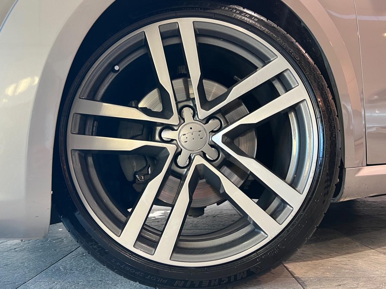 Audi TT 1.8 tfsi S line Sline s-tronic
