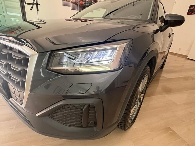 Audi Q2 35 TDI quattro S tronic Identity Black 2021