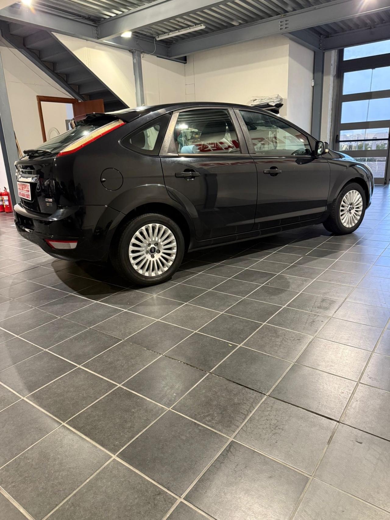 Ford Focus 1.6 TDCi (90CV) -NEOPATENTATI-UNICO PROPRIETARIO