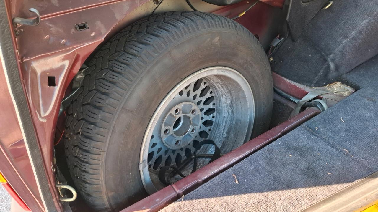 Volvo 240 2.0 Polar Super