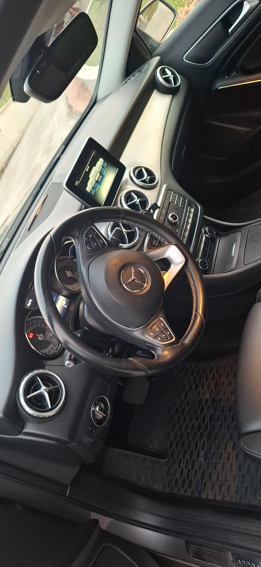 Mercedes-benz GLA 200 d Automatic Business