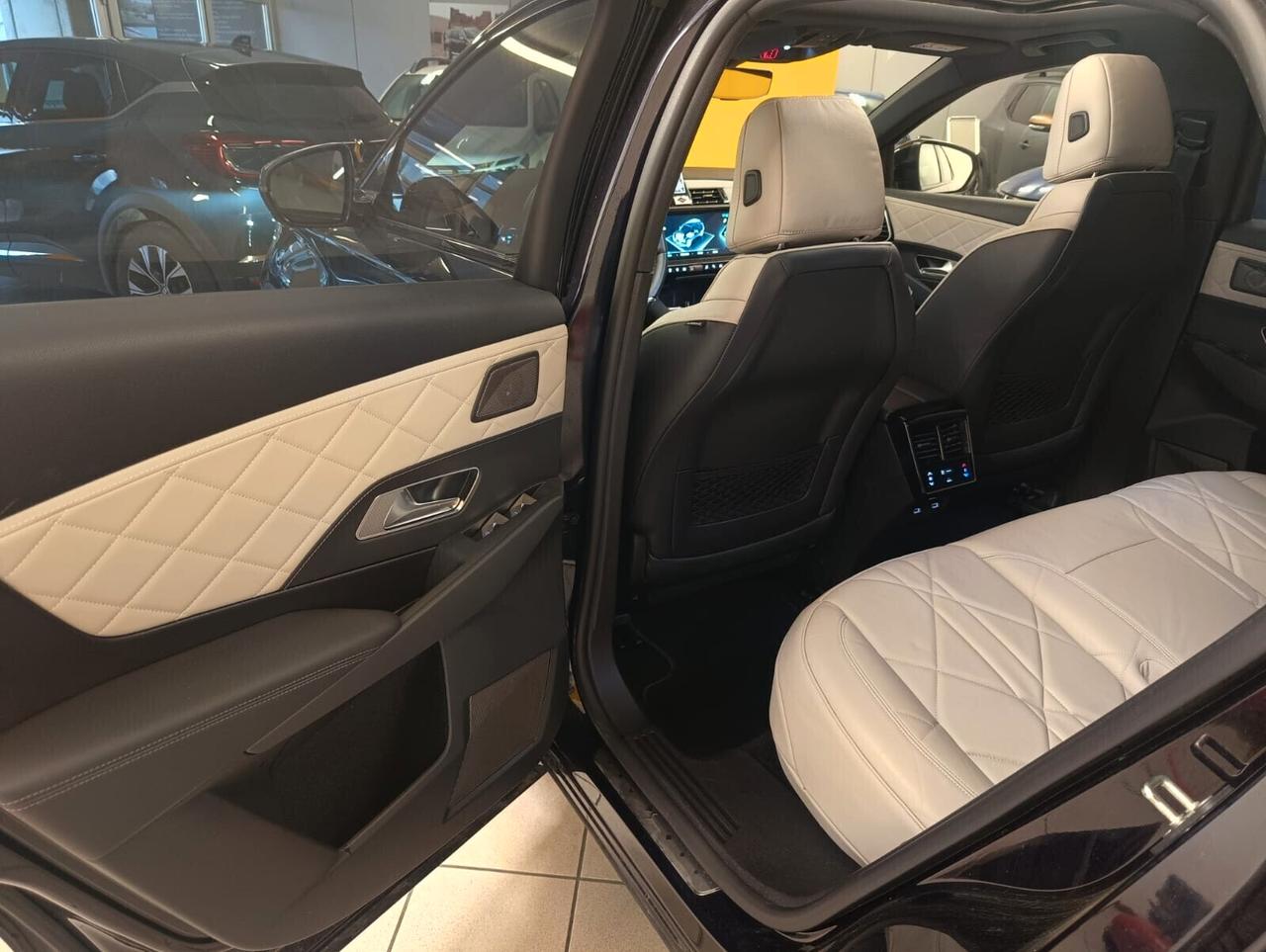 DS DS7 Crossback 1.6 E-Tthense Plug-In Hybrid 4×4 Ligne Noire