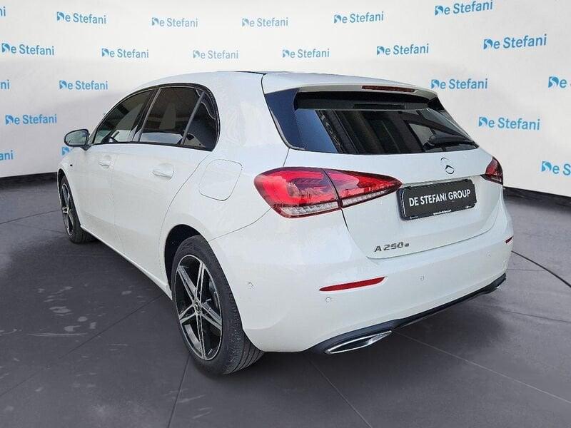 Mercedes-Benz Classe A A 250 e Automatic Plug-in Hybrid Sport NIGHT-PACK