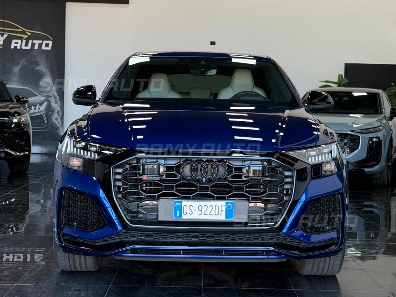 Audi Q8 RS TFSI V8 quattro tiptronic