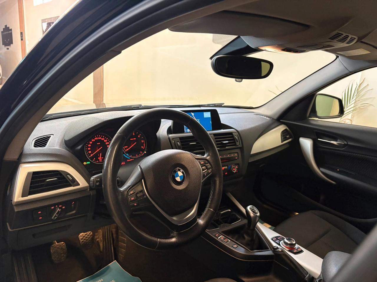Bmw serie1 2000cc 143cv 118d 5p. Msport